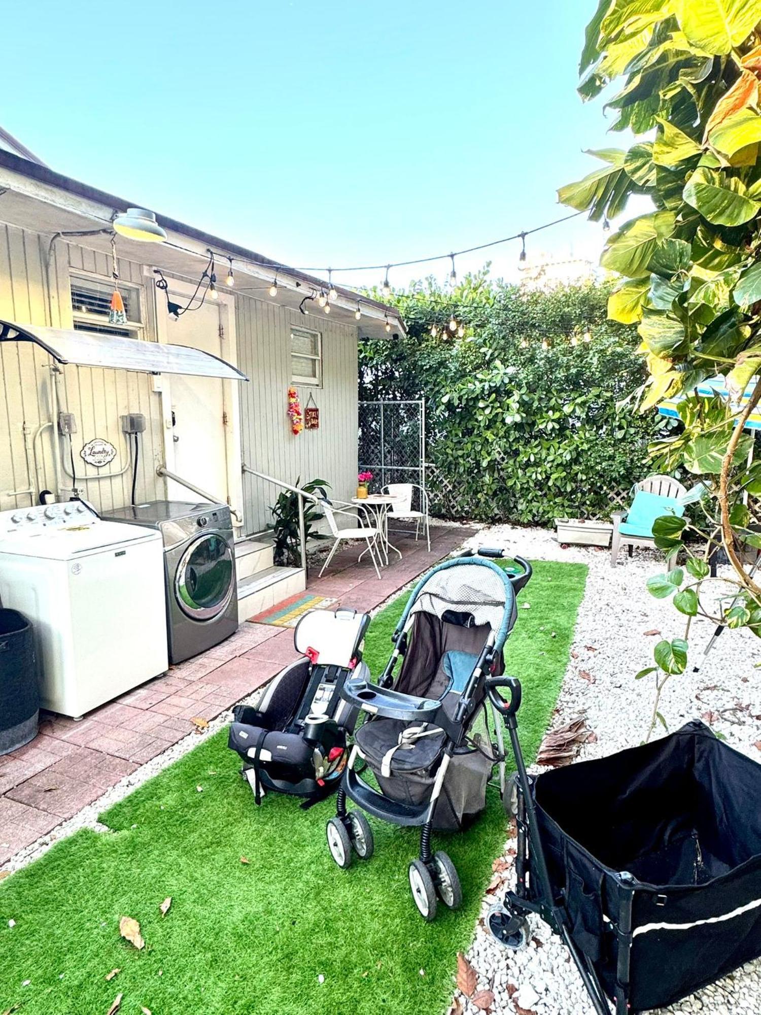 Deluxe In Location In A 2 Bedrooms Unit - Parking, Laundry And Luggage Storage Pensión *